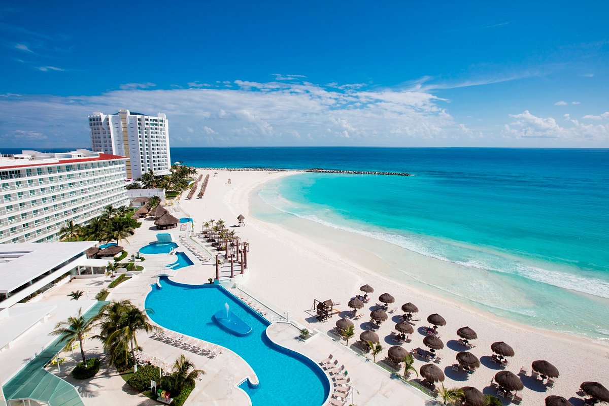 Hoteles de Cancún prevén recuperar tarifas para la temporada alta de 2026.